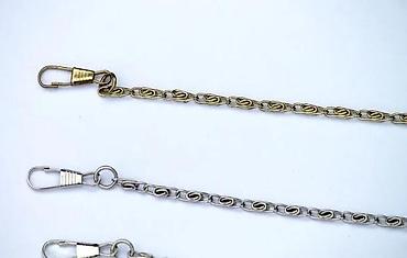 Ogrlice: Brezletna, lanac za džepni sat 6 komada. Cene su odredjene pojedinačno — 2