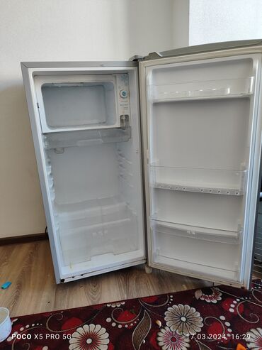Холодильник Atlant, Б/у, Однокамерный, Total no frost