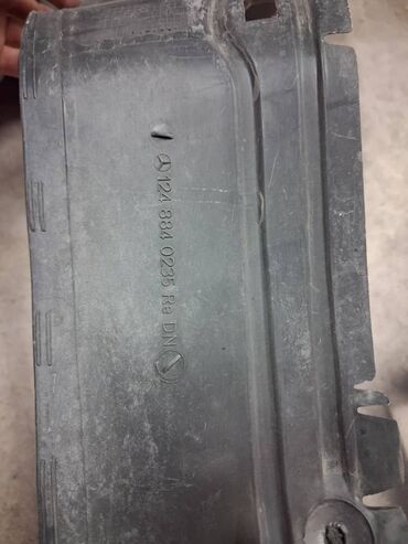 Другие детали ходовой части: Пачивники для мерс 124 1000с элементы фары и под крыльники кольцы все — 11