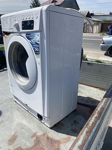 Стиральные машины автомат: Стиральная машина Indesit, фронтальная загрузка. Основные — 10