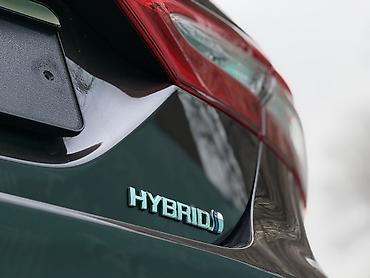 Toyota: Toyota Camry: 2019 г., 2.5 л, Вариатор, Гибрид, Седан — 9