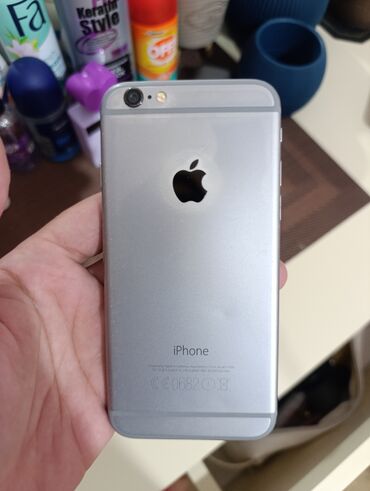 Poco: IPhone 6s, 32 GB, Desert Titanium