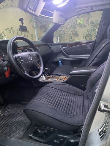 Mercedes-Benz: Mercedes-Benz E-Class W210 CDI sedan - Gümüş (silver) rəng, sedan — 6