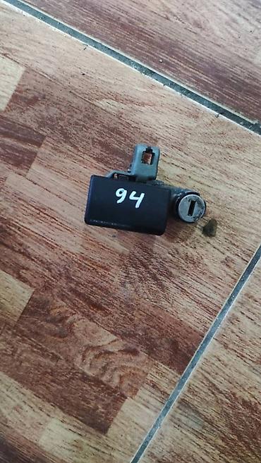 исузу: Isuzu замок бардачка, Исузу замок бардачка Сравните со своим См.фото — 1