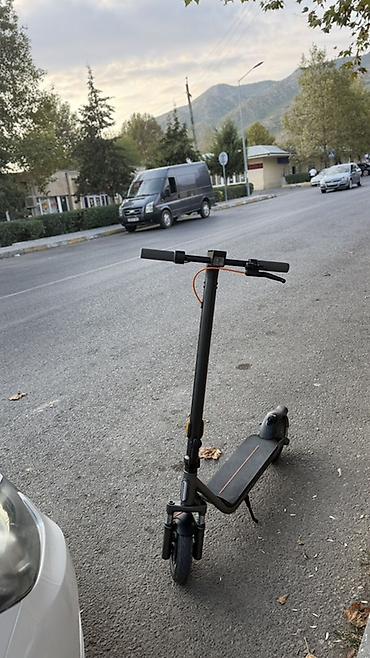 İşlənmiş Elektrik samokat 10", 351 - 500 Vt, 16 - 25 km/s, Pulsuz çatdırılma