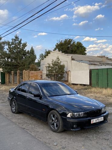 срочно продаю в связи с переездом: BMW 525: 2001 г., 2.5 л, Механика, Бензин, Седан