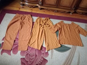 Джинсы: 38-40 razmer ketan dest 3ü bir yerde cemi 10manat