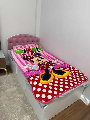 Digər mebel: MilKravat qiymeti 120m Tecili satilir 1 ildi alinib matras var — 1