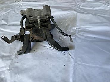 pir: Подушка коробки передач Toyota Б/у, Оригинал — 2