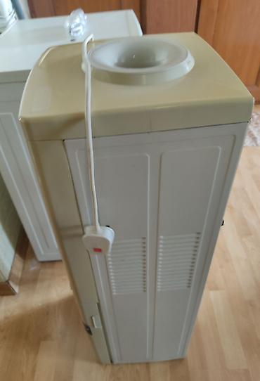şu: Dispenser Nikai, Döşəməüstü, Su isitmə ilə, İşlənmiş — 4