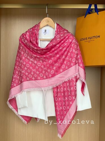 Baş geyimləri: Brend şərflərin və yaylıqların replikası, qiymətlər 25 manatdan — 4