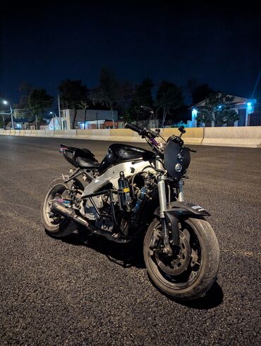 спортивные мотоциклы: Спортбайк Yamaha, 1000 куб. см, Бензин, Взрослый, Б/у