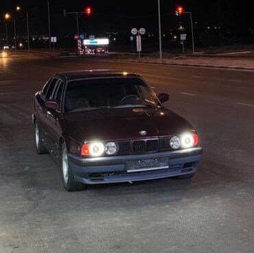 обмен на авто с доплатой: BMW 5 series: 1991 г., 2 л, Механика, Бензин, Седан