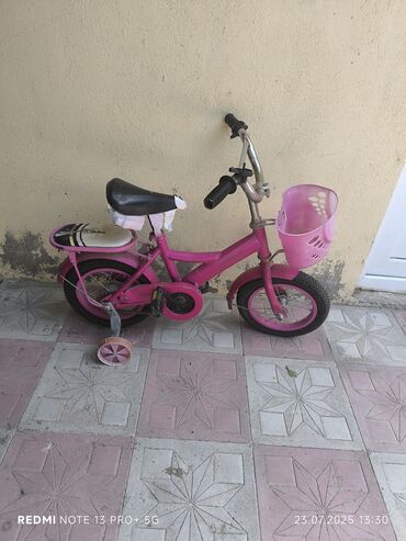 Uşaq velosipedləri: İşlənmiş Dörd təkərli Uşaq velosipedi 12", Ünvandan götürmə, Ödənişli çatdırılma