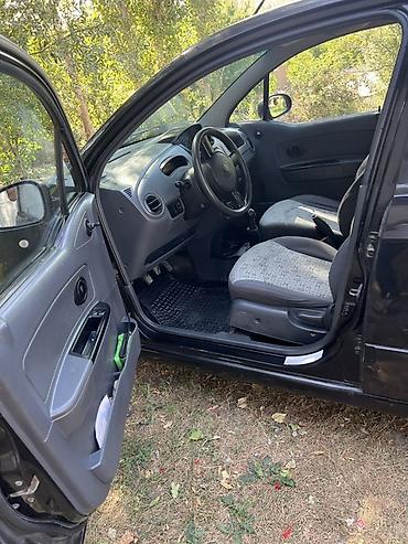 маленькие электро машины: Chevrolet Spark: 2009 г., Механика, Бензин, Хэтчбэк — 7