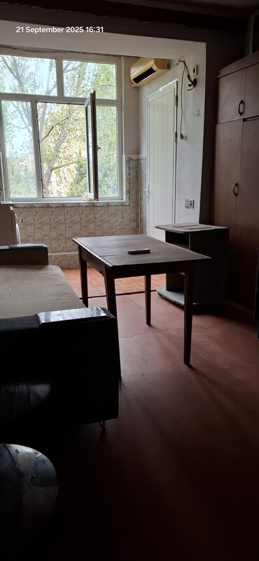 Uzunmüddətli kirayə mənzillər: Kiraye ucun 1otaqli studiya tipli menzil. 1 otaqli Ev butun lazimli — 3