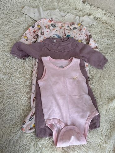 Dəstlər: Uşaq dəsti, Qız, 6 - 9 ay, Carters