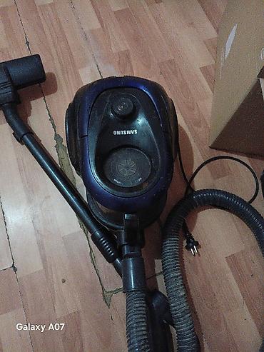 prestige ət cəkən: Samsung tozsoranı təqdim olunur. Qara rəngli, klassik korpuslu — 1