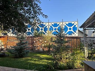 камин участок: 4 комнаты, 97 м², 4 соток, Бишкек, Собственник — 10