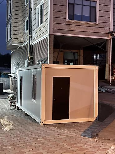 Аренда складов и мастерских: Модульный контейнер серого цвета с белой отделкой. Оснащен дверью и at lalafo.kg — 20 Аренда складов и мастерских: Модульный контейнер серого цвета с белой отделкой. Оснащен дверью и — 20