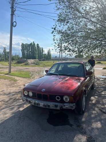 вмw е34: BMW 520: 1991 г., 2 л, Механика, Бензин, Седан