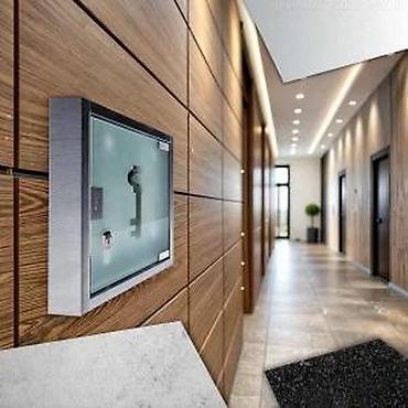 Kutije za odlaganje: Zidna kutija za ključeve sa staklenim vratima i bravicom - Materijal — 13
