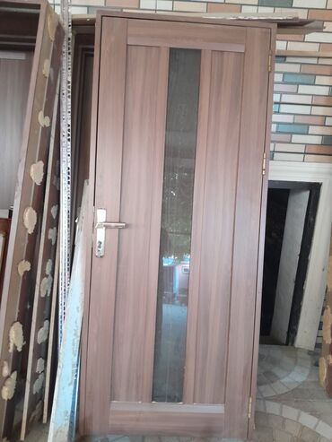 Otaq qapıları: İşlənmiş Otaq qapısı Plintus ilə, Zəmanətsiz, Ünvandan götürmə