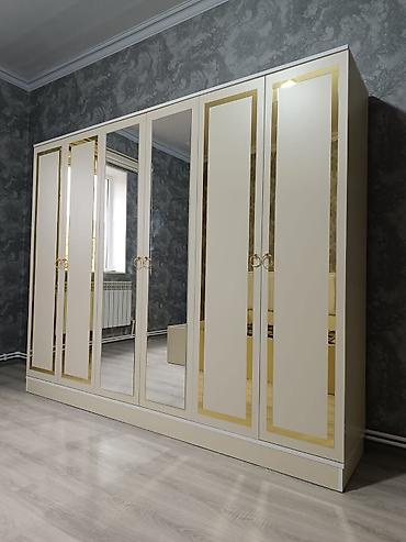 Yeni, 6 qapı, Güzgülü, Açılan, Düz dolab lalafo.az -da — 4 Yeni, 6 qapı, Güzgülü, Açılan, Düz dolab — 4