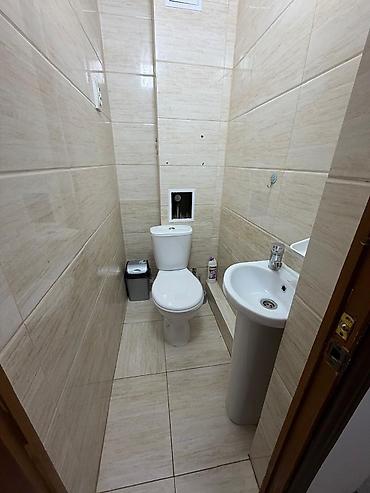 Аренда офисов: Аренда офисов, 45 м², В жилом комплексе, С видом на горы, 1 линия, С отдельной кухней — 5