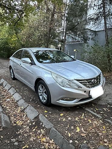 Продажа авто: Hyundai Sonata: 2013 г., 2 л, Автомат, Газ, Седан — 3