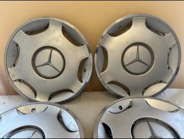 disk qapaq: İşlənmiş Kolpak Mercedes-Benz R 15 lalafo.az -da disk qapaq: İşlənmiş Kolpak Mercedes-Benz R 15