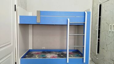 кровать полуторка с матрасом купить недорого: Двухъярусная детская кровать, Б/у, ЛДСП, цвет - Голубой