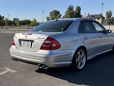 овальный: Mercedes-Benz E-класс AMG: 2004 г., 2.4 л, Автомат, Бензин, Седан — 6