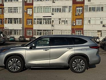 platinum: Toyota Highlander: 2021 г., 3.5 л, Автомат, Бензин, Кроссовер — 8