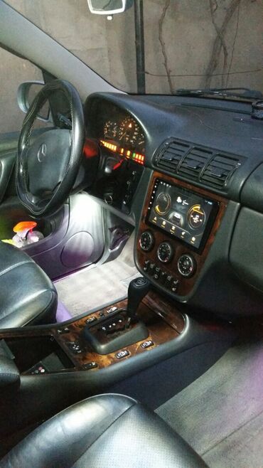 Mercedes-Benz: Mercedes-Benz ML 270: 2.7 l | 2003 il Universal — 26