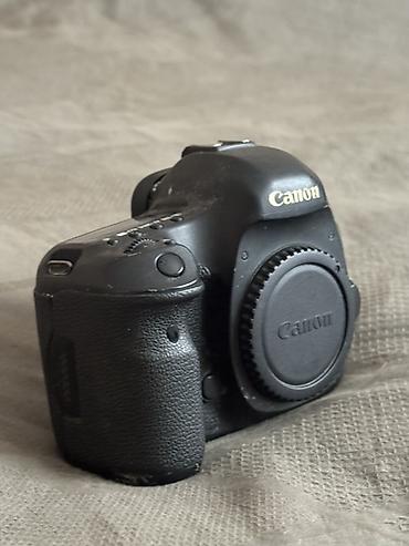 8 mart sekilleri cekmek: Canon 5D Mark 3 4K probeq yaxwi veziyetde hecbir problemi yoxdu sadece — 1