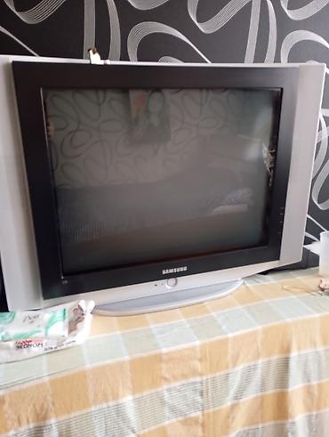 tv box android: Köhnə tip televizorlar və xalçalar dəsti - Samsung CRT televizor - — 1