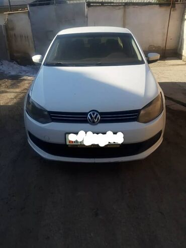 Volkswagen: Volkswagen Polo: 2013 г., 1.6 л, Механика, Бензин, Седан