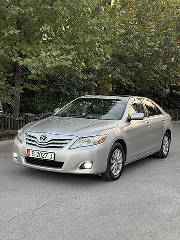 Toyota Camry: 2011 г., 2.5 л, Автомат, Бензин, Седан
