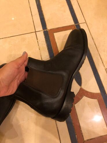 Botinkalar: Сarlo Pazolini Qara dəri Chelsea çəkmələri - Material: yumşaq təbii -da lalafo.az — 3 Botinkalar: Сarlo Pazolini Qara dəri Chelsea çəkmələri - Material: yumşaq təbii — 3