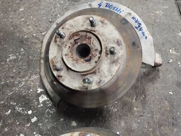 Auto delovi: Glavcina desnog prednjeg tocka Lada 2121,21213 Niva 24mm br.4 — 1