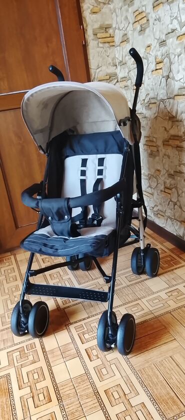 Gəzinti arabaları: Klassik gəzinti arabası, Kidilo, İşlənmiş, Yaş: 30 ay, Ödənişli çatdırılma, Ünvandan götürmə