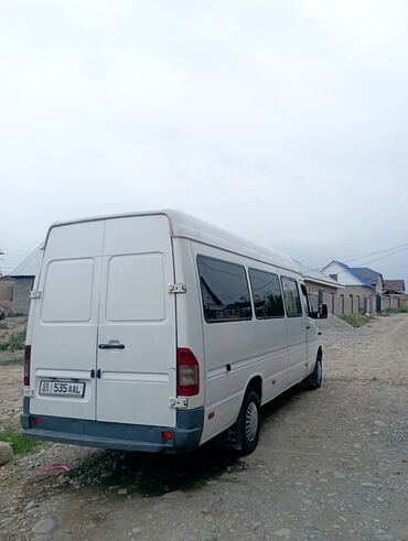 машина каракол мерс: Автобус, Mercedes-Benz