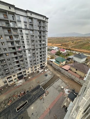 продаю дом алтын ордо по горького: 2 бөлмө, 67 кв. м, Элитка, 10 кабат, ПСО (өзү оңдоп түзөтүп бүтүү үчүн)