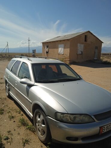 Opel: Opel Vectra: 1999 г., 1.6 л, Механика, Бензин, Универсал