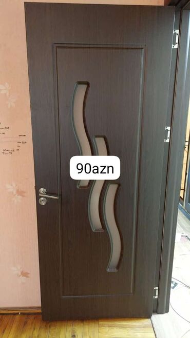 Otaq qapıları: İşlənmiş Otaq qapısı 90x205 sm