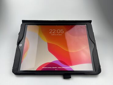 планшет ipad: Планшет, Apple, память 32 ГБ, 10" - 11", Wi-Fi, Б/у, Классический цвет - Серый