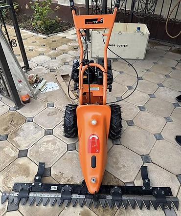 Другие мини-тракторы: Мини-трактор и навесное оборудование для сельхозработ Компактный — 3