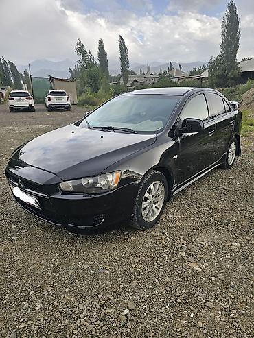 small car: Mitsubishi Lancer: 2010 г., 1.5 л, Автомат, Бензин, Седан — 4