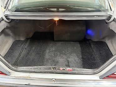 подномерник с подсветкой: Mercedes-Benz W124: 1993 г., 2 л, Механика, Бензин, Седан — 4
